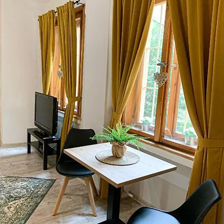 Apartment Beautiful In Old Town With Ac